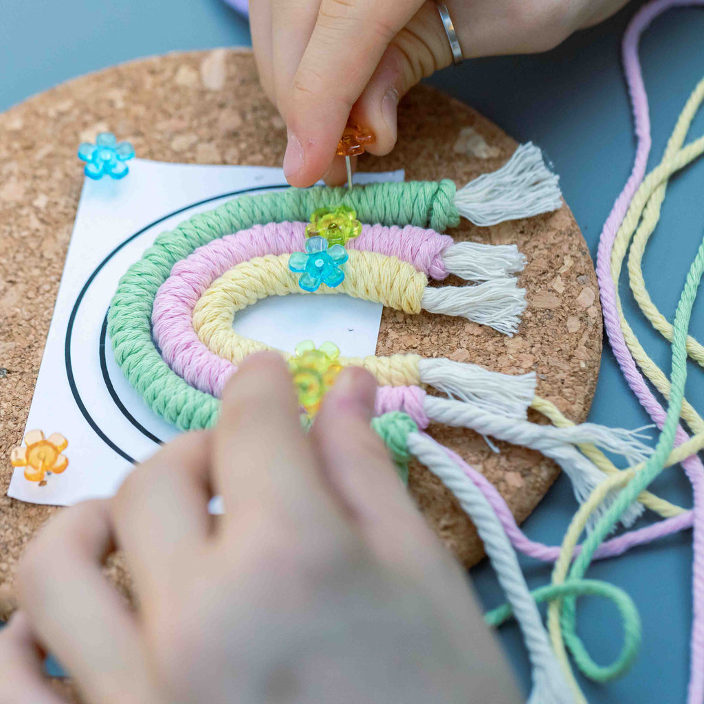 "Summer Workshop-Rainbow Hand-knitted Charm" Rainbow Macrame Charm Workshop